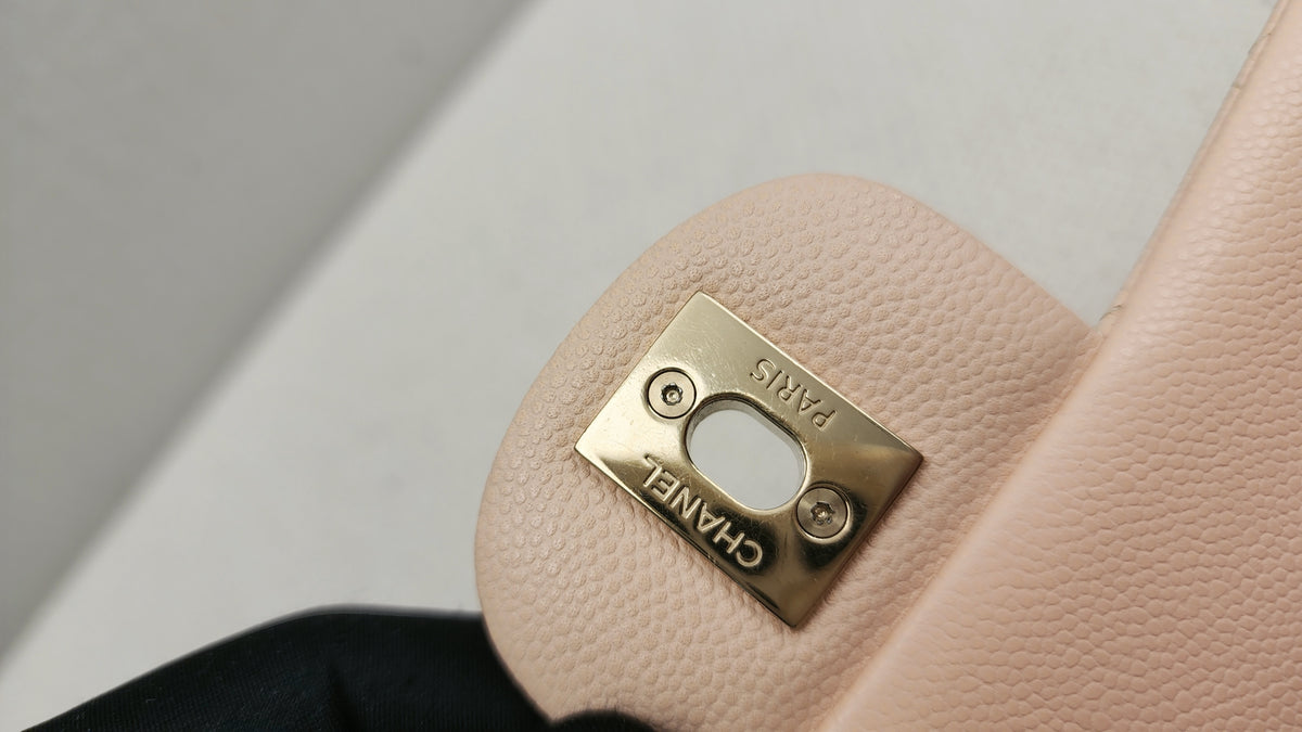 Chanel Peach Nude Caviar Small CF (LGHW)