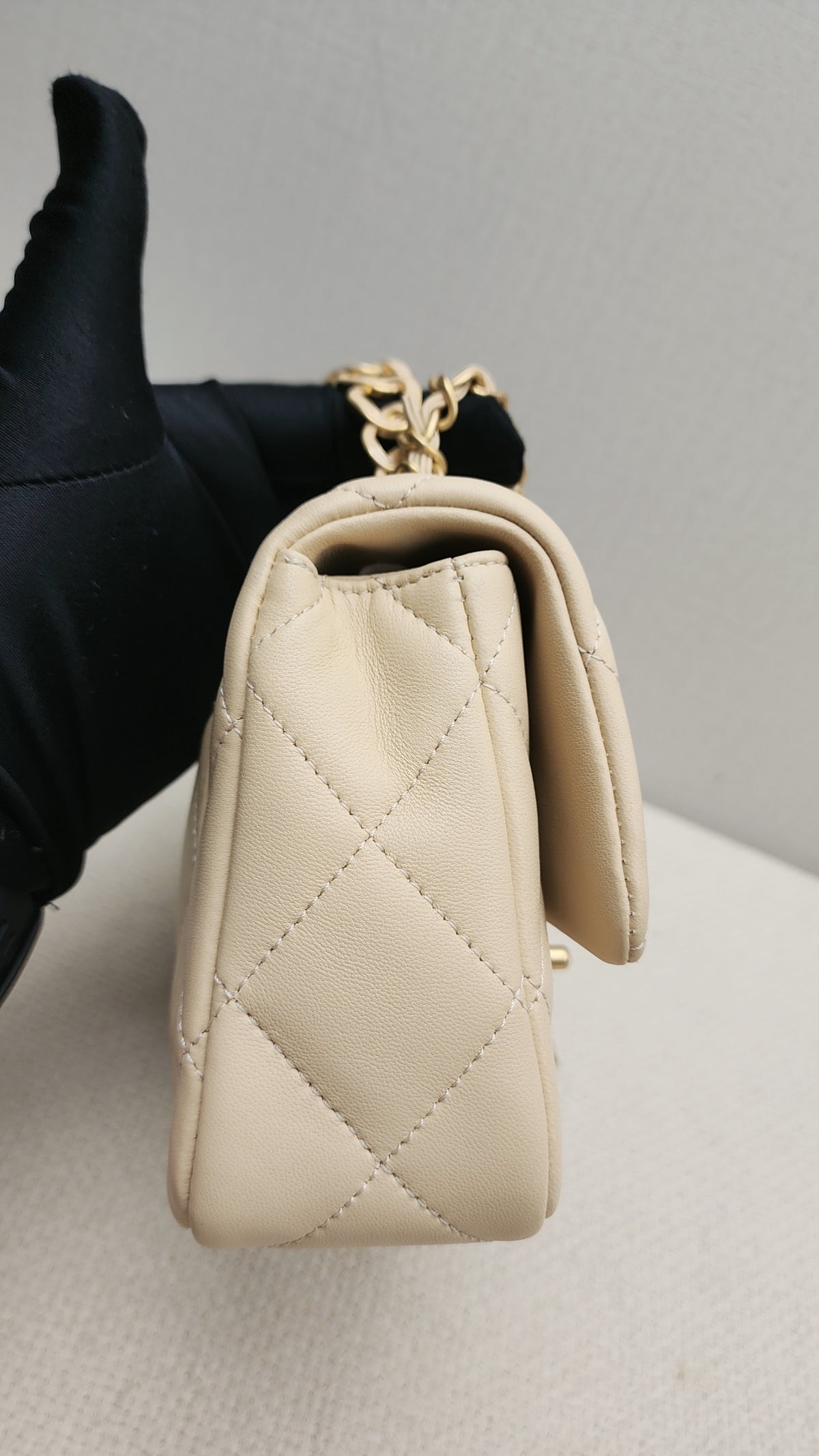 Chanel Beige Lambskin 25C Enamel Top Handle Flap Bag (GHW)