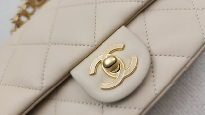 Chanel Beige Lambskin 25C Enamel Top Handle Flap Bag (GHW)