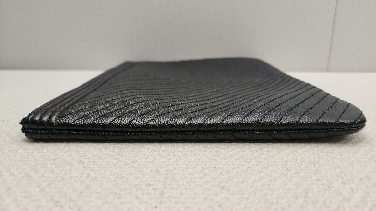 Chanel Black Caviar Medium O’case (LGHW)