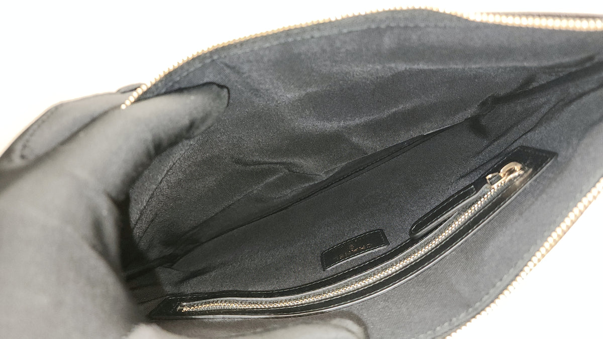 Chanel Black Caviar Medium O’case (LGHW)