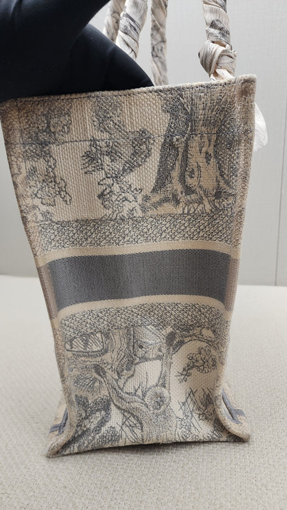 Dior Grey Toile de Jouy Medium Book Tote