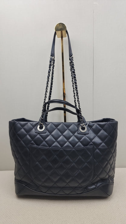 Chanel Black Calfskin Easy Shopping Tote