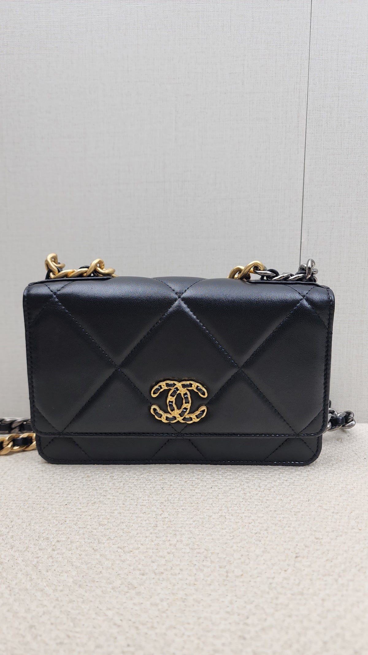 Chanel Shiny 19 Lambskin WOC (GSHW)