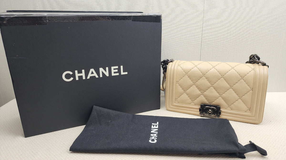 Chanel Beige Calfskin Wildstitch Old Medium Boy