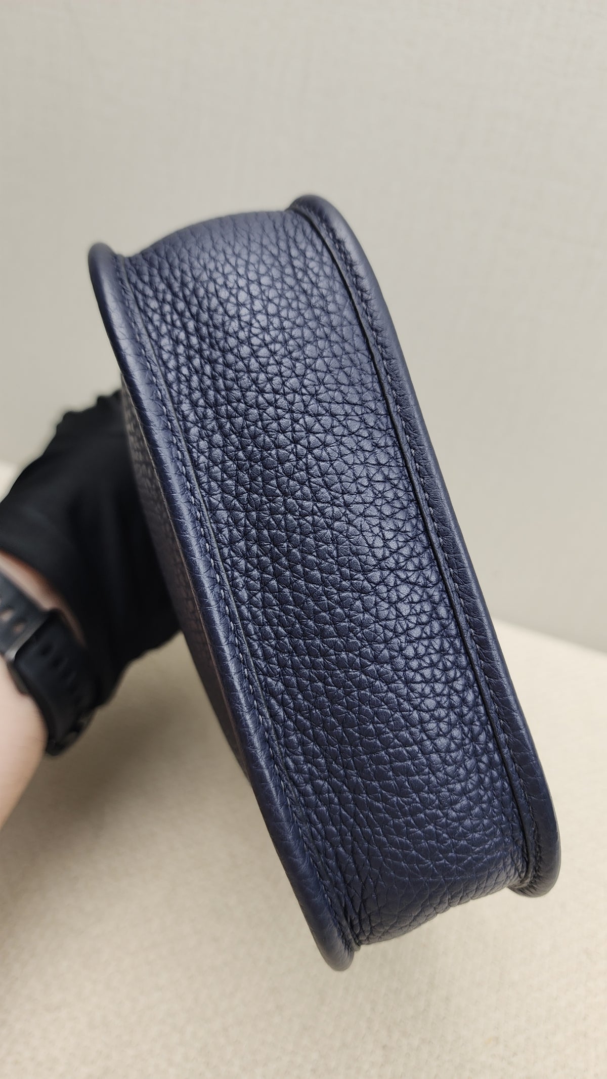 Hermes Bleu Nuit Mini Evelyne (GHW)