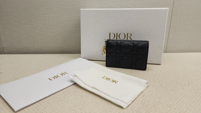 Chanel Black Lambskin Cannage Bloom Card Holder (LGHW)