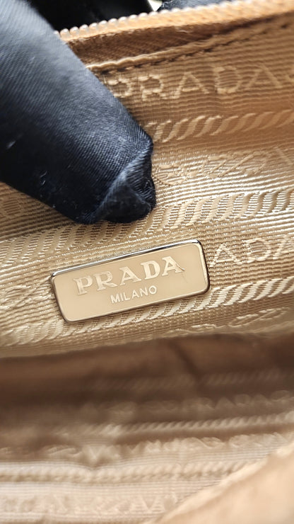 Prada Beige Tessuto Re-edition 2000 Hobo
