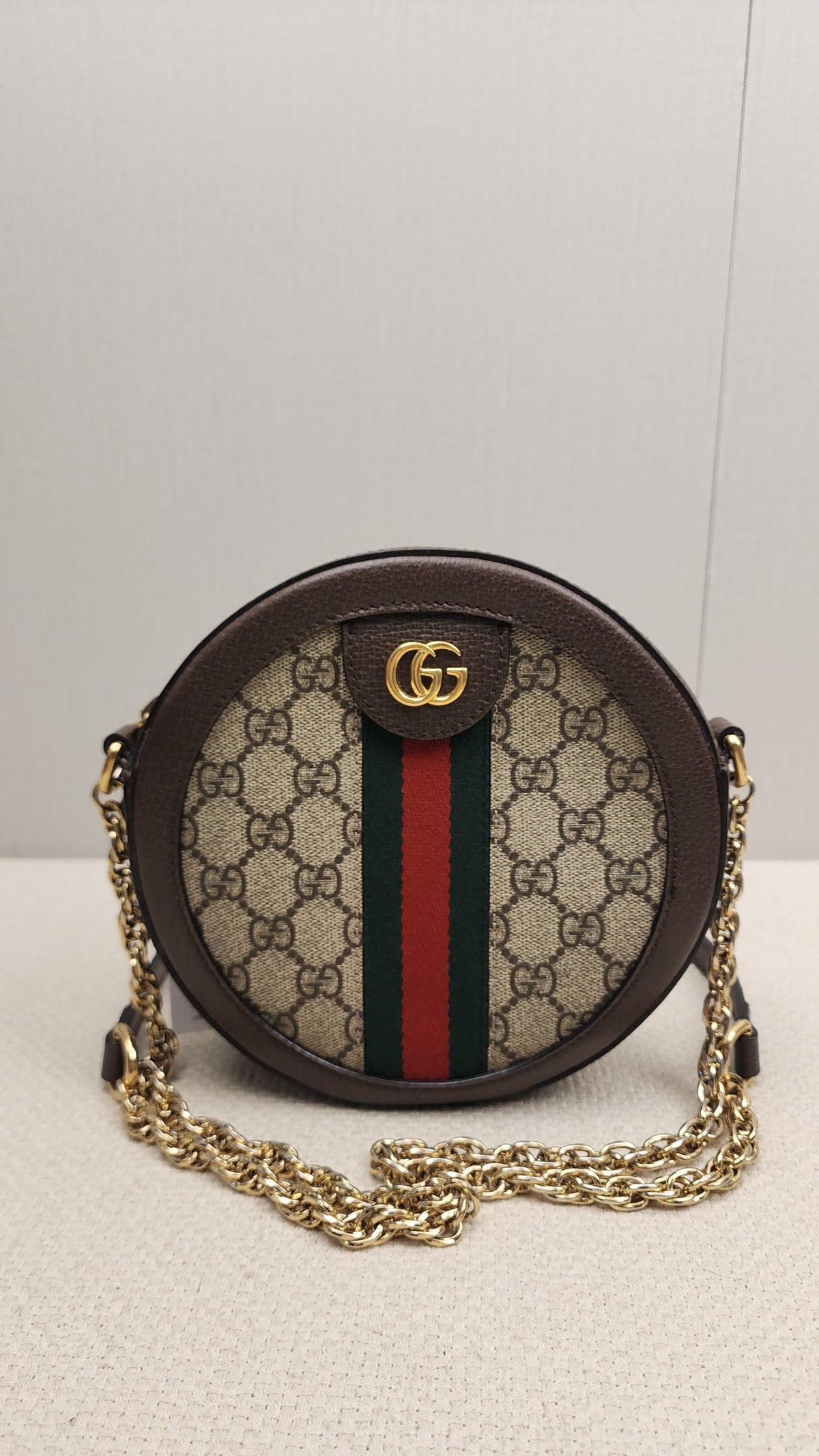 Gucci Ophidia GG Supreme Mini Round Chain Bag