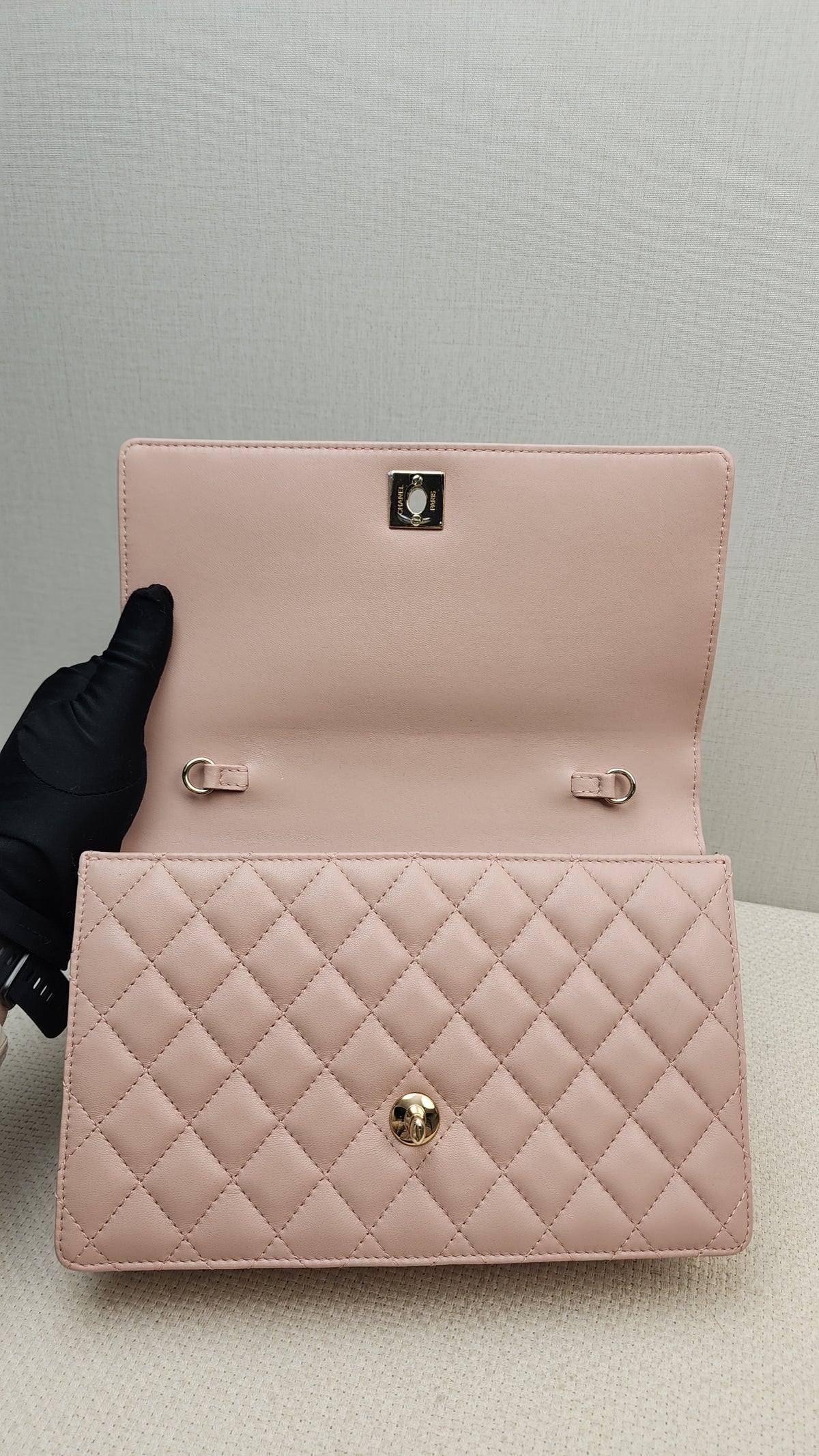 Chanel Fantasy Pearl Flap Bag Pink Shoulder Bag (GHW)