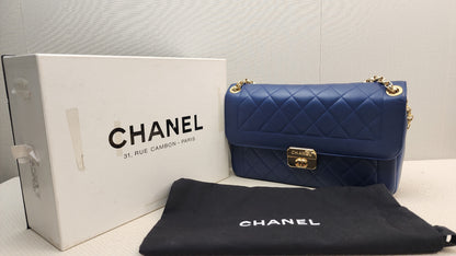 Chanel Black Caviar Zip Wallet Pouch (GHW)