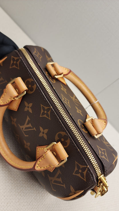 LV Monogram Speedy 20 Fuchsia