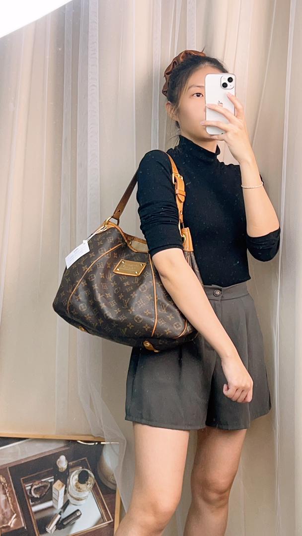 LV Monogram Galleria