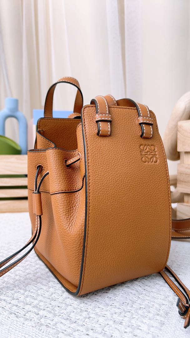 Loewe Tan Mini Hammock