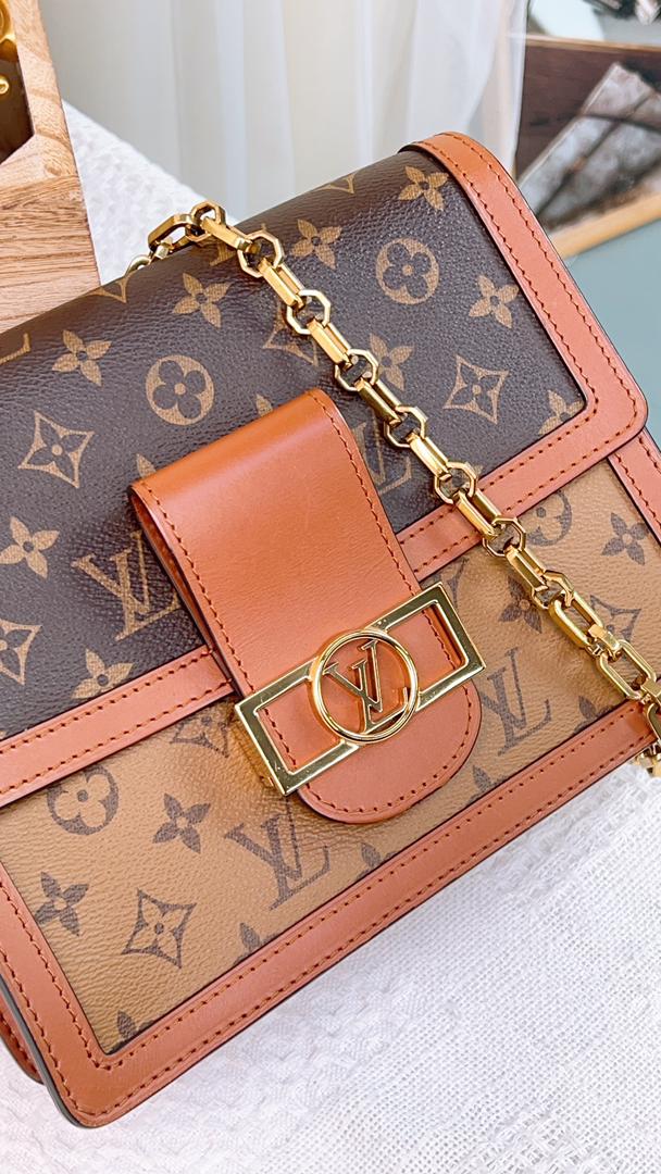 Louis Vuitton Reverse Monogram Dauphine MM