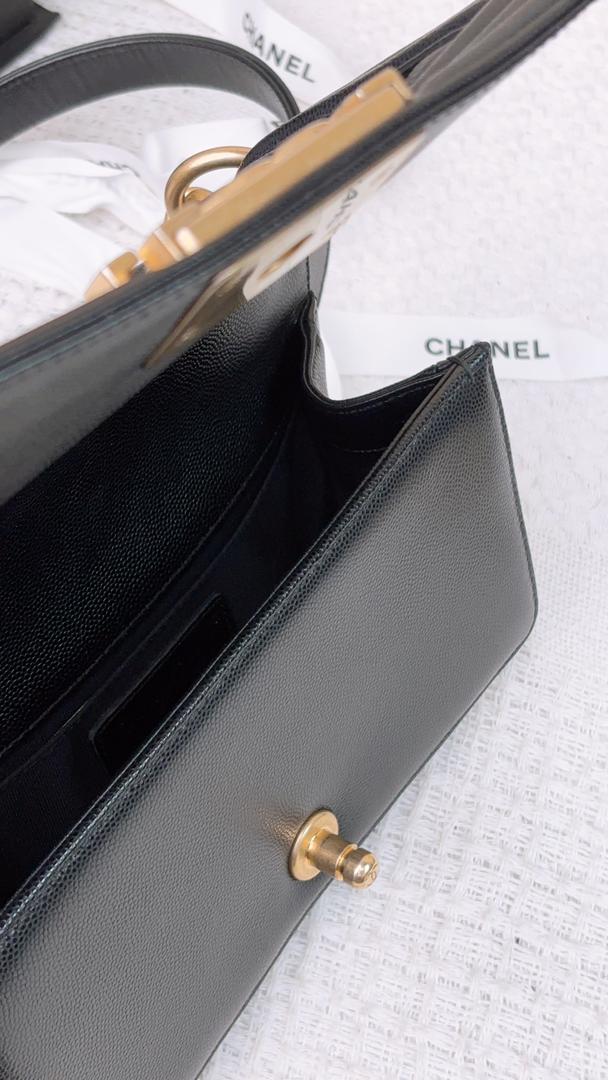 Chanel Black Caviar Small Boy (GHW)