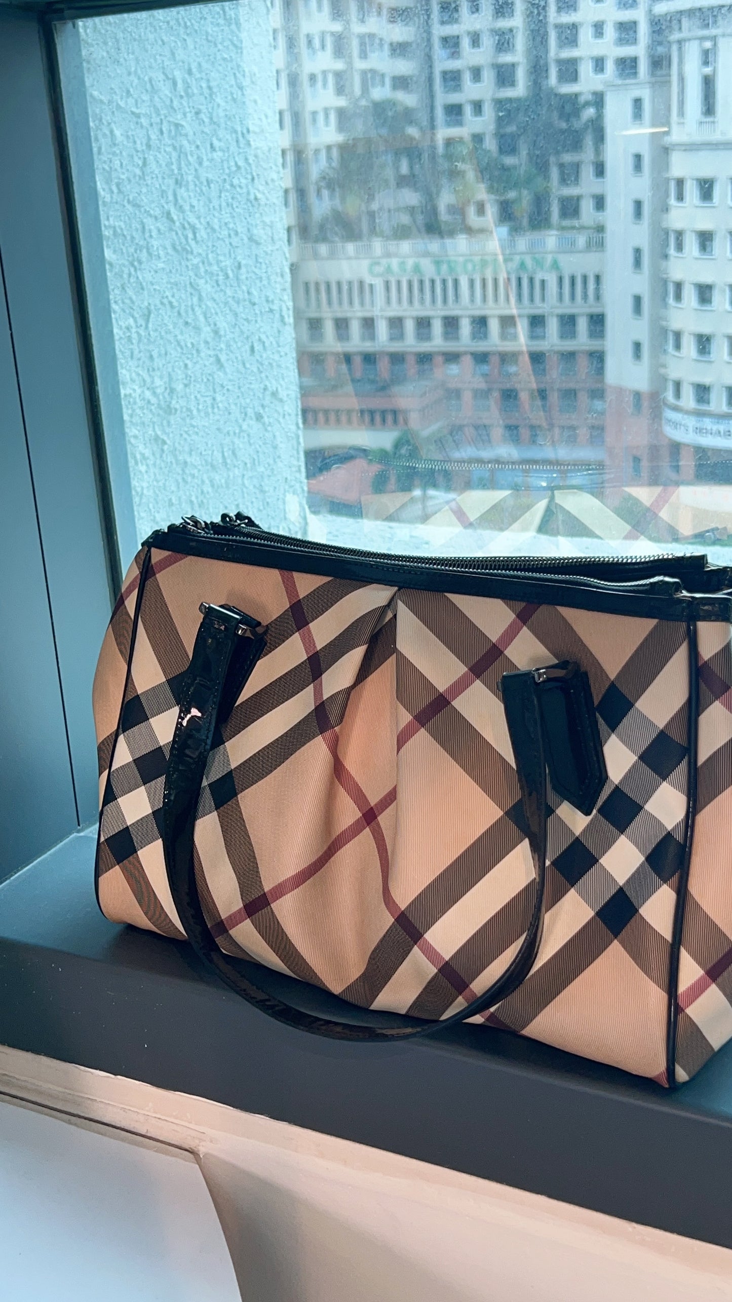 Burberry Nova Check Medium Mulberry Tote Bag