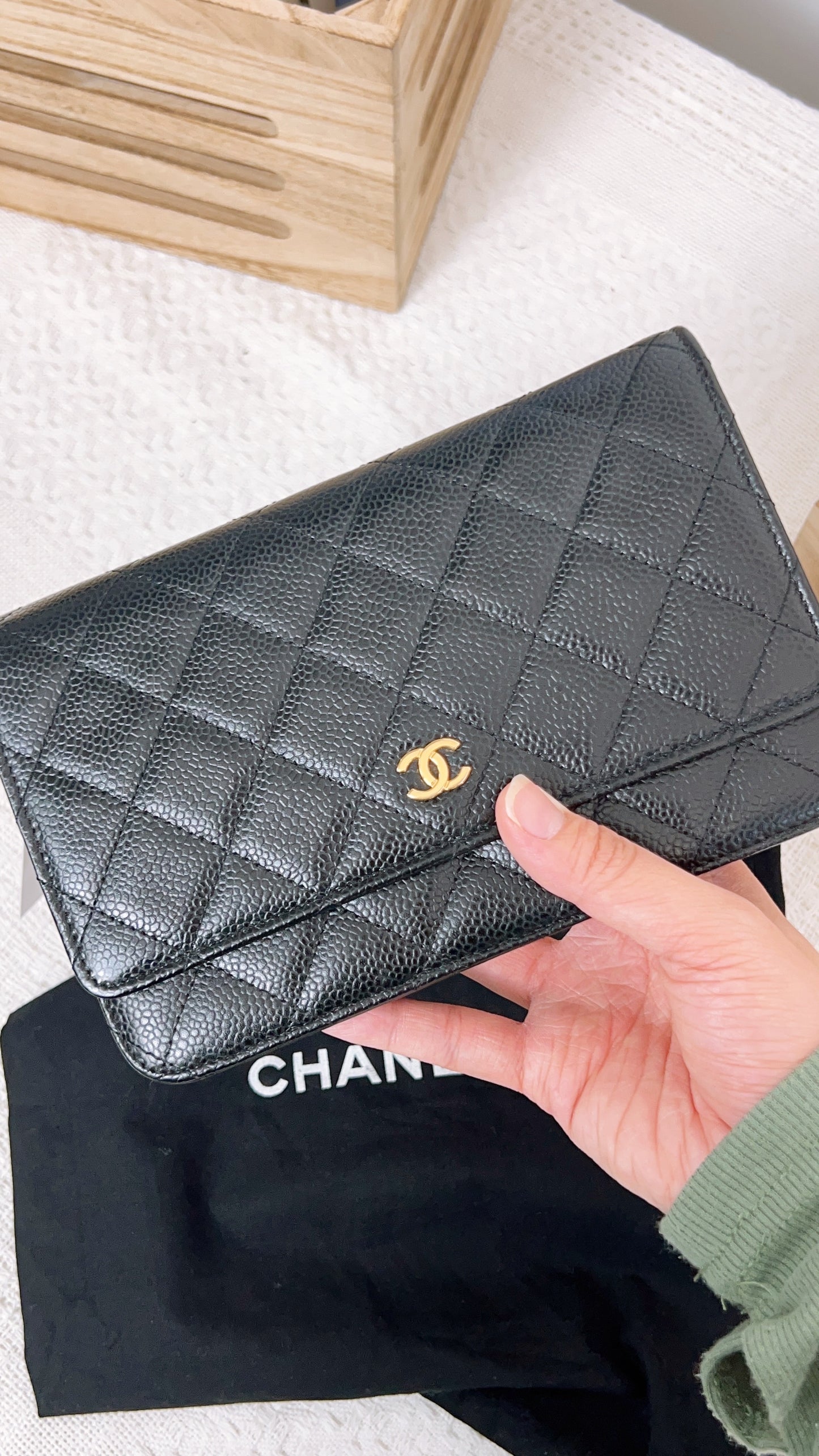 Chanel Black Caviar Classic WOC GHW