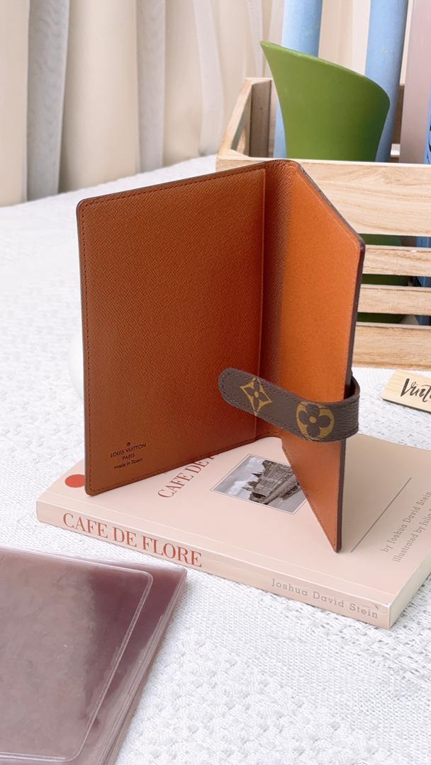 Louis Vuitton Monogram Agenda Cover / Photo Book