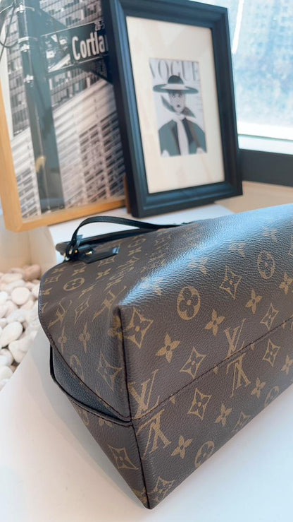 LV Monogram Alma BNB