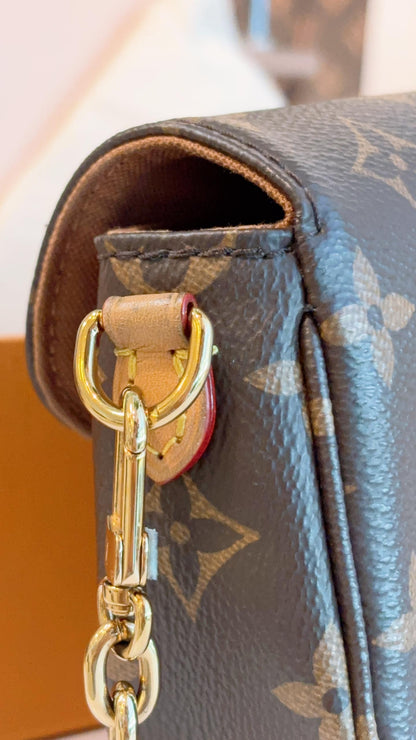 LV Monogram Ivy
