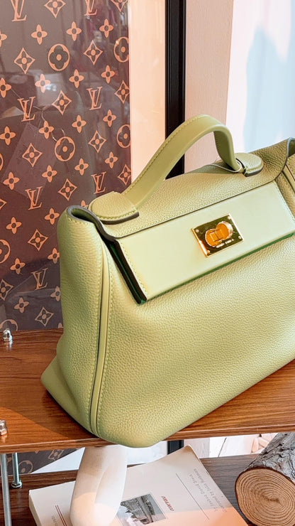 Hermes Vert Criquet / Bamboo Taurillon Maurice 2424 Bag 29cm (GHW)