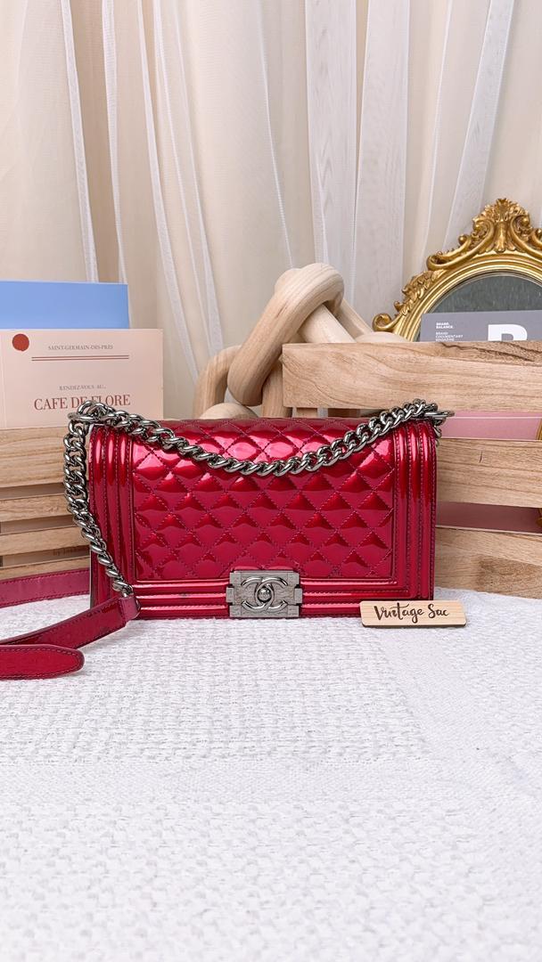 Chanel Fuchsia Pink Patent Old Medium Boy Flap Bag (SHW)