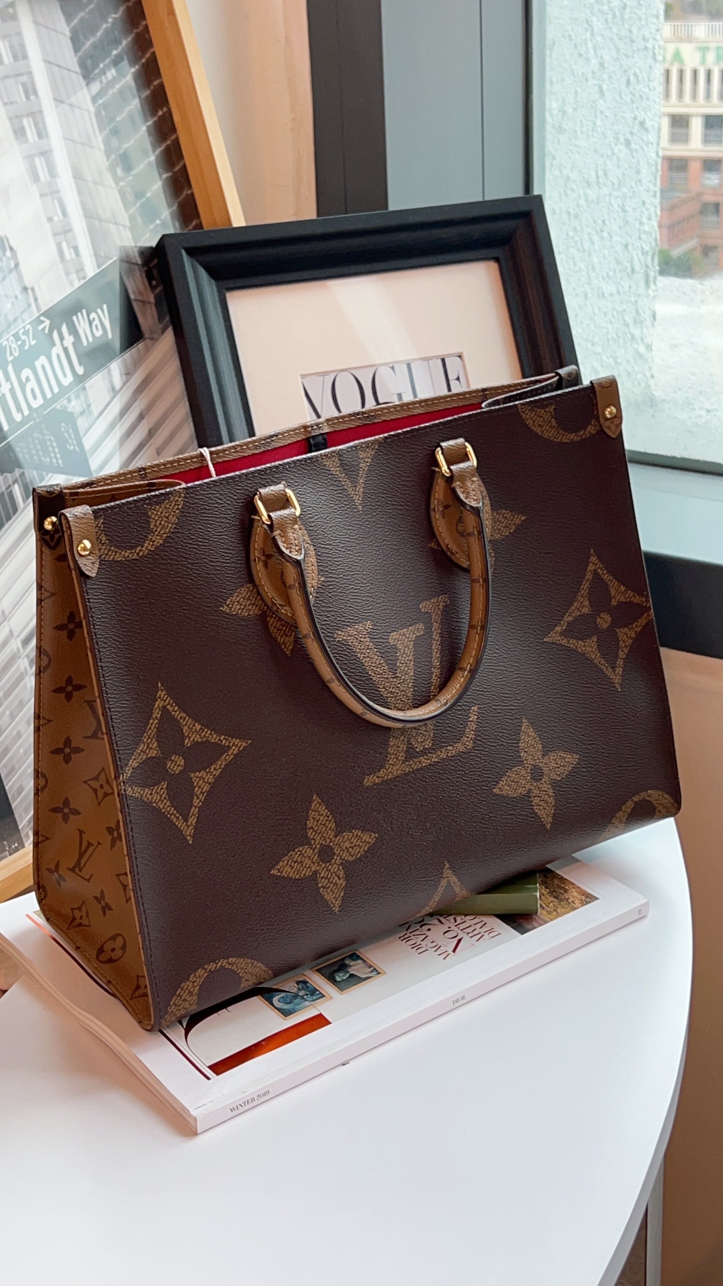 LV Monogram Reverse On The Go MM