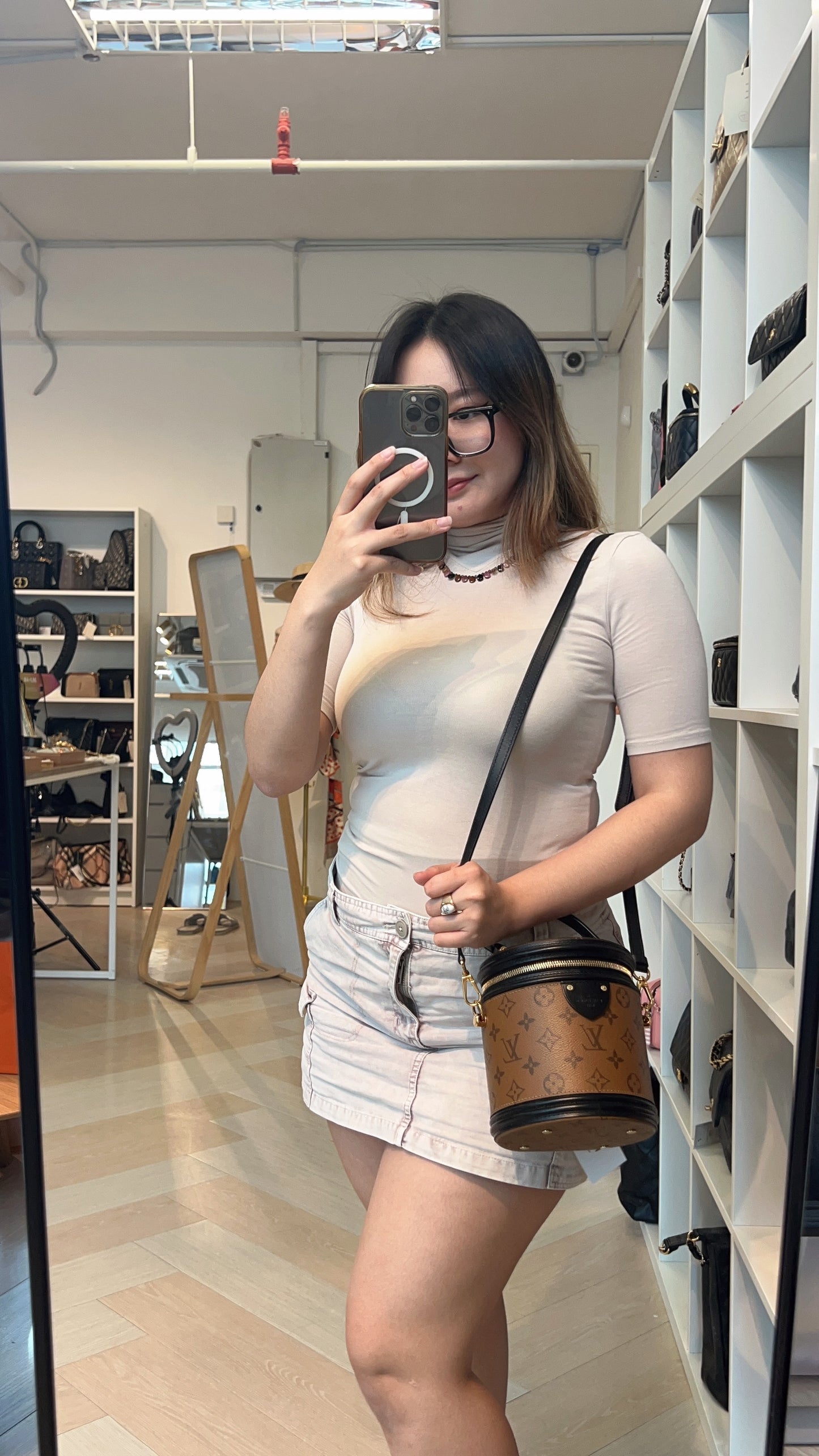 LV Reverse Monogram Cannes