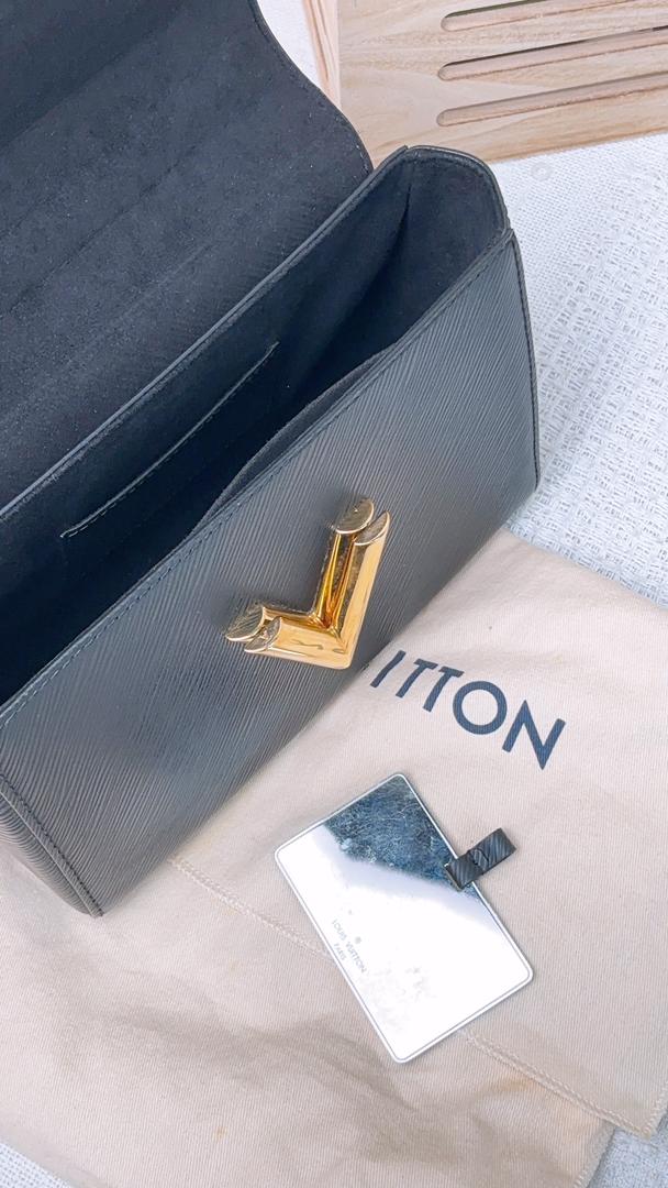 Louis Vuitton Black Epi Twist MM (GHW)