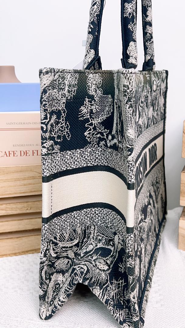 Dior Medium Book Tote Toile De Jouy Embroidery