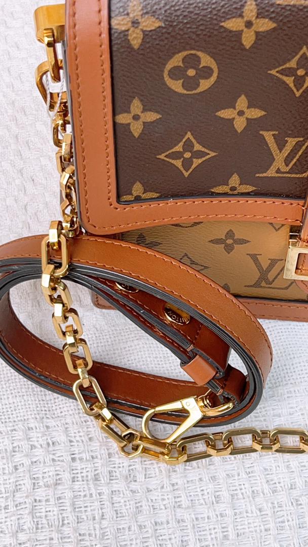 Louis Vuitton Reverse Monogram Dauphine MM
