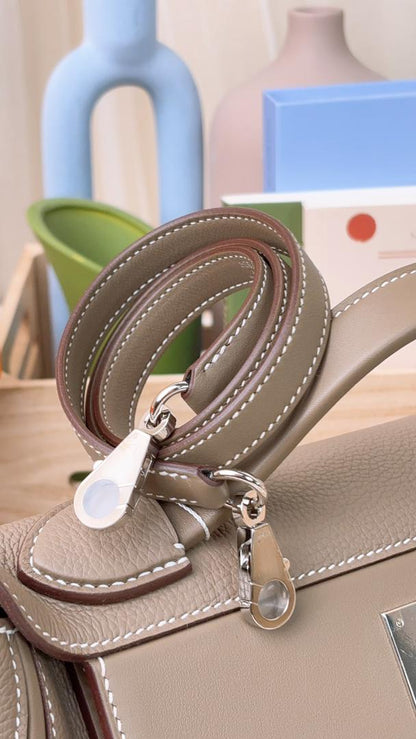 Hermes Etoupe Togo 2424 Bag 29 (PHW)