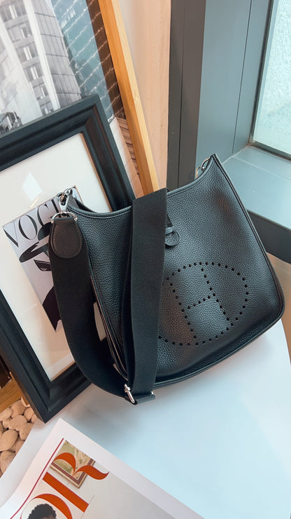 Hermes Black Clemence Evelyne 29 PHE