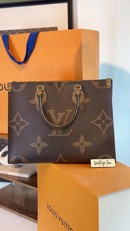 LV Monogram Reverse On The Go MM