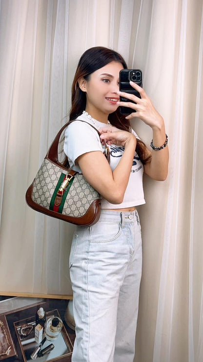 Gucci GG Supreme Medium Jackie 1961 Hobo