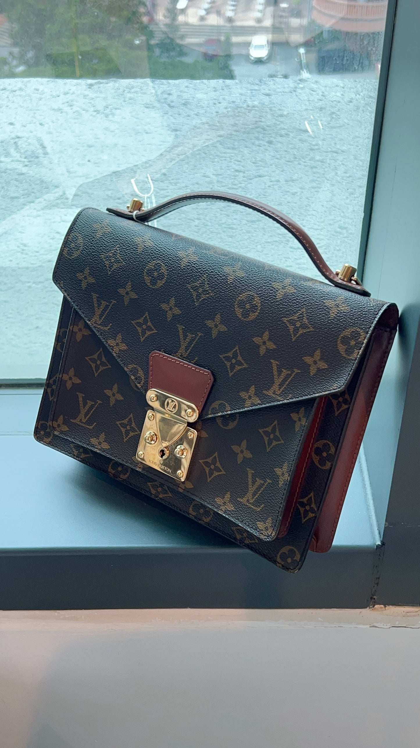 LV Monogram Monceau 26