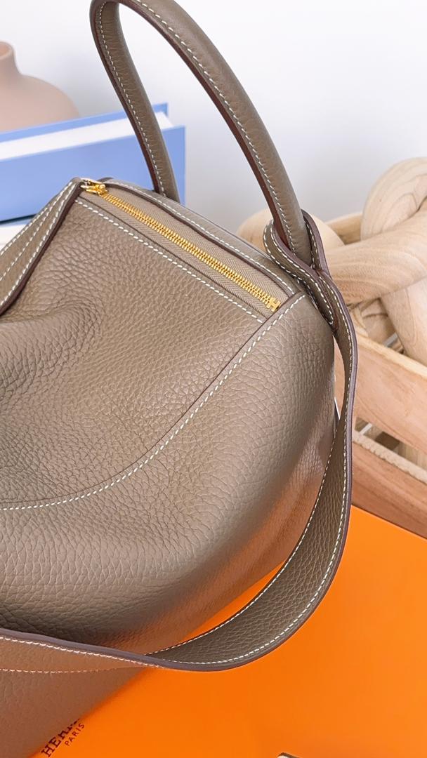 Hermes Etoupe Clemence Lindy 26 (GHW)