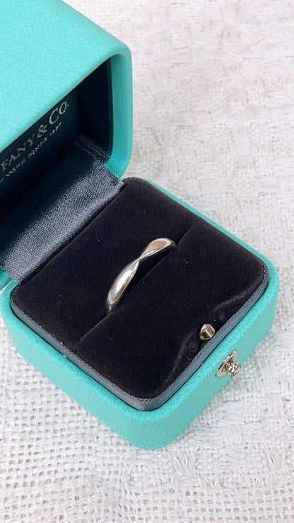 Tiffany & Co Platinum Harmony Ring
