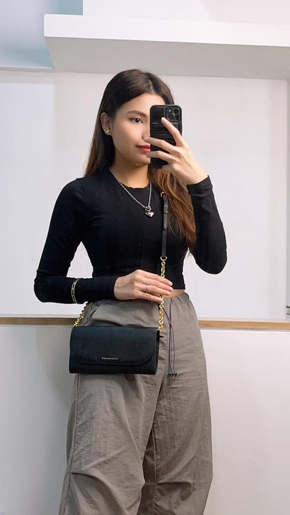 Burberry Black Henley WOC