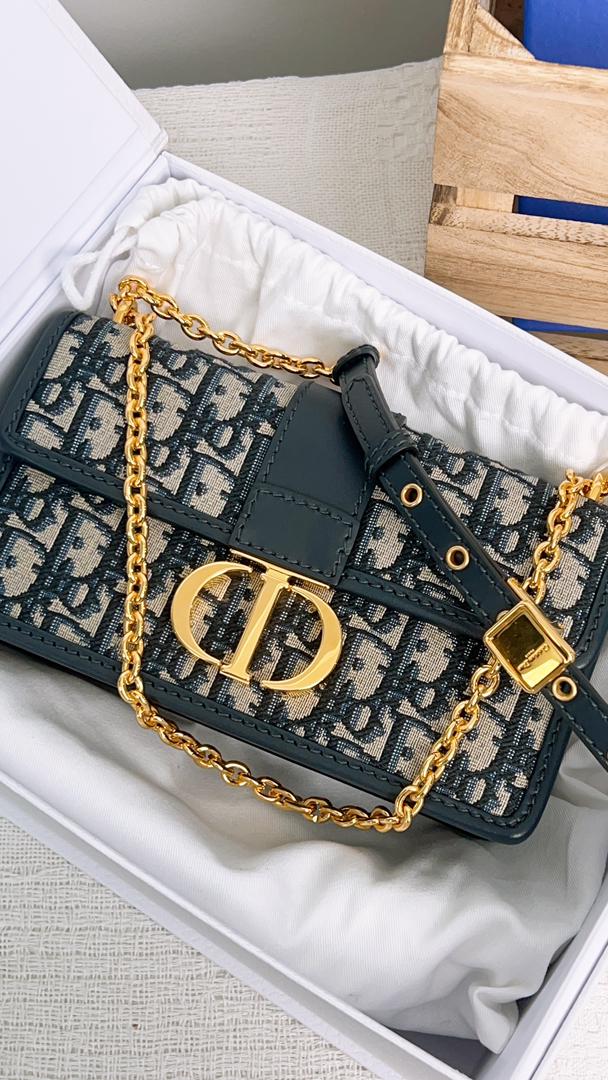Dior Navy Oblique 30 Montaigne East West w Chain (GHW)