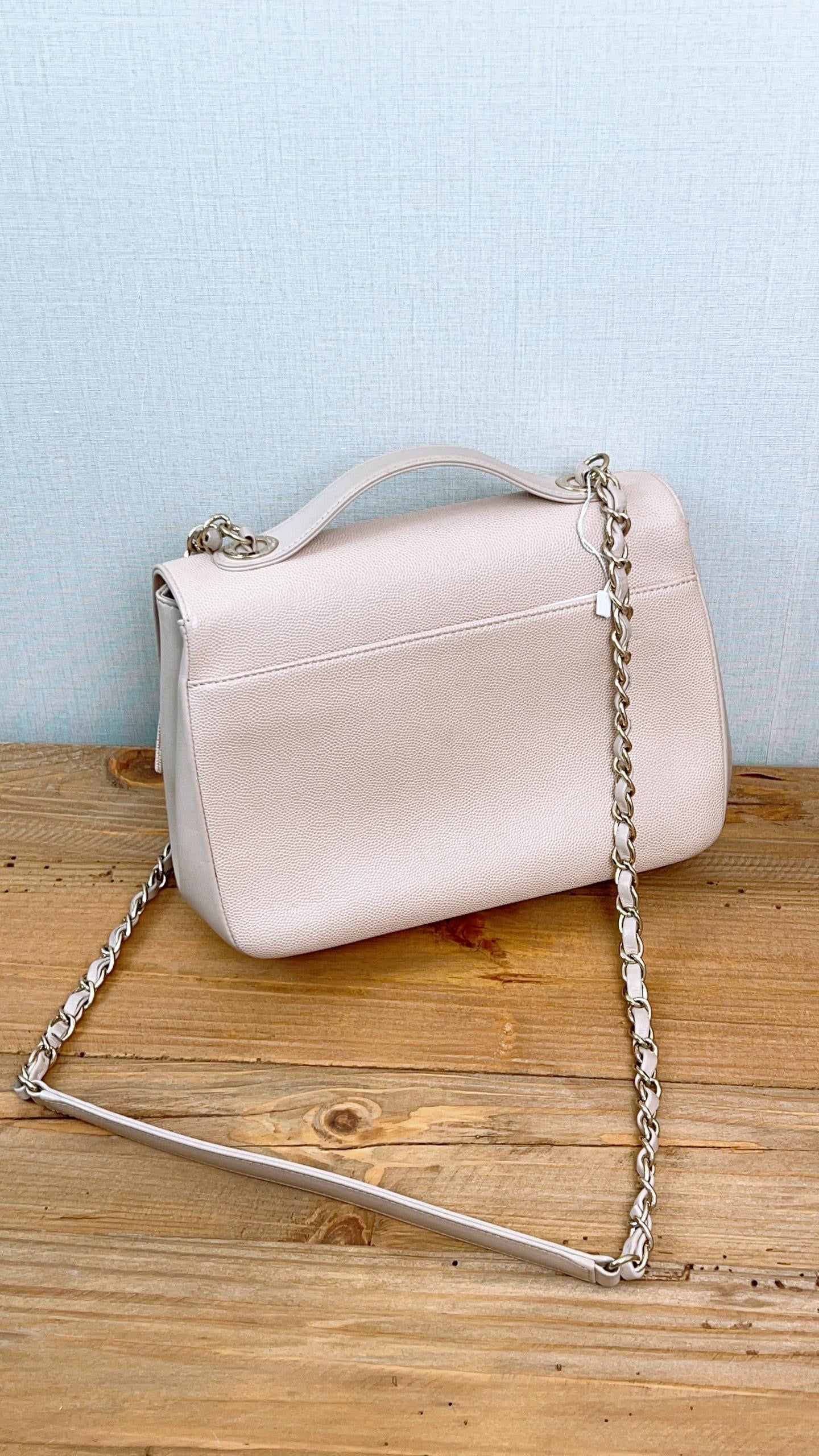 Chanel Pink Caviar Small Business Affinity Ghw