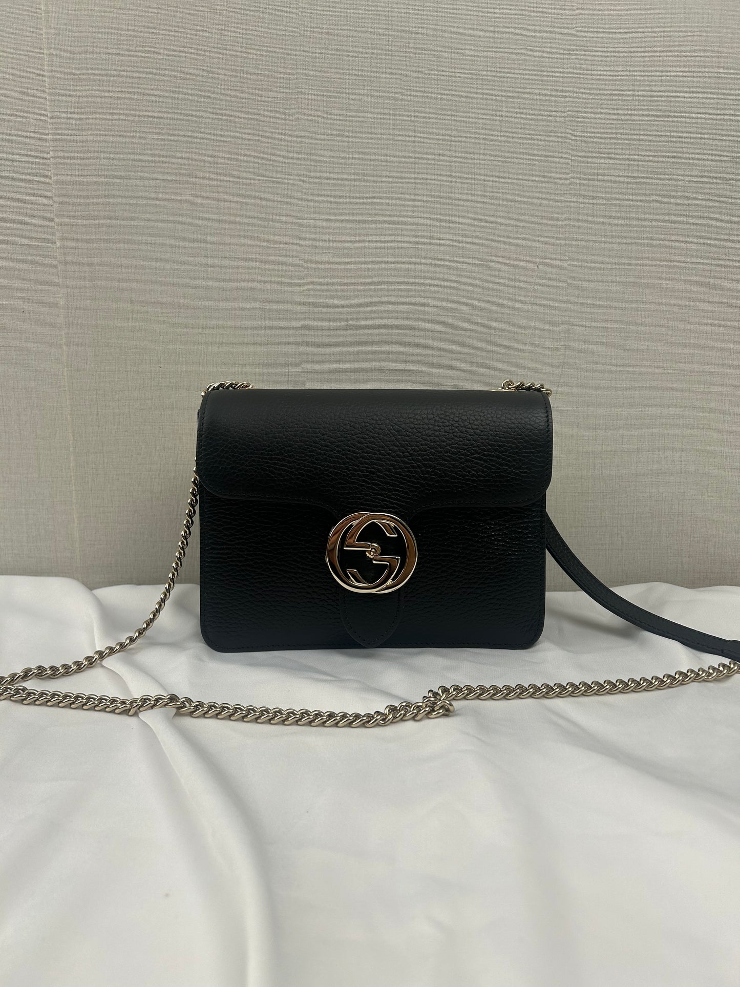 Gucci Black Calfskin GG Interlocking Shoulder Bag (LGHW)
