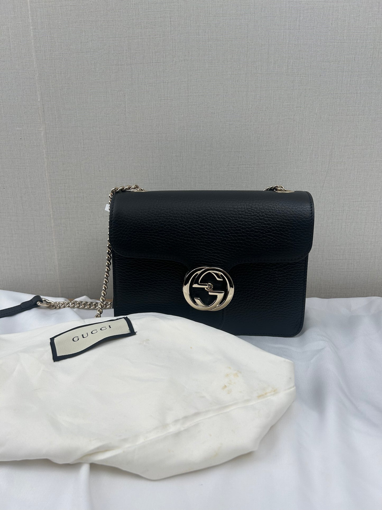Gucci Black Calfskin GG Interlocking Shoulder Bag (LGHW)