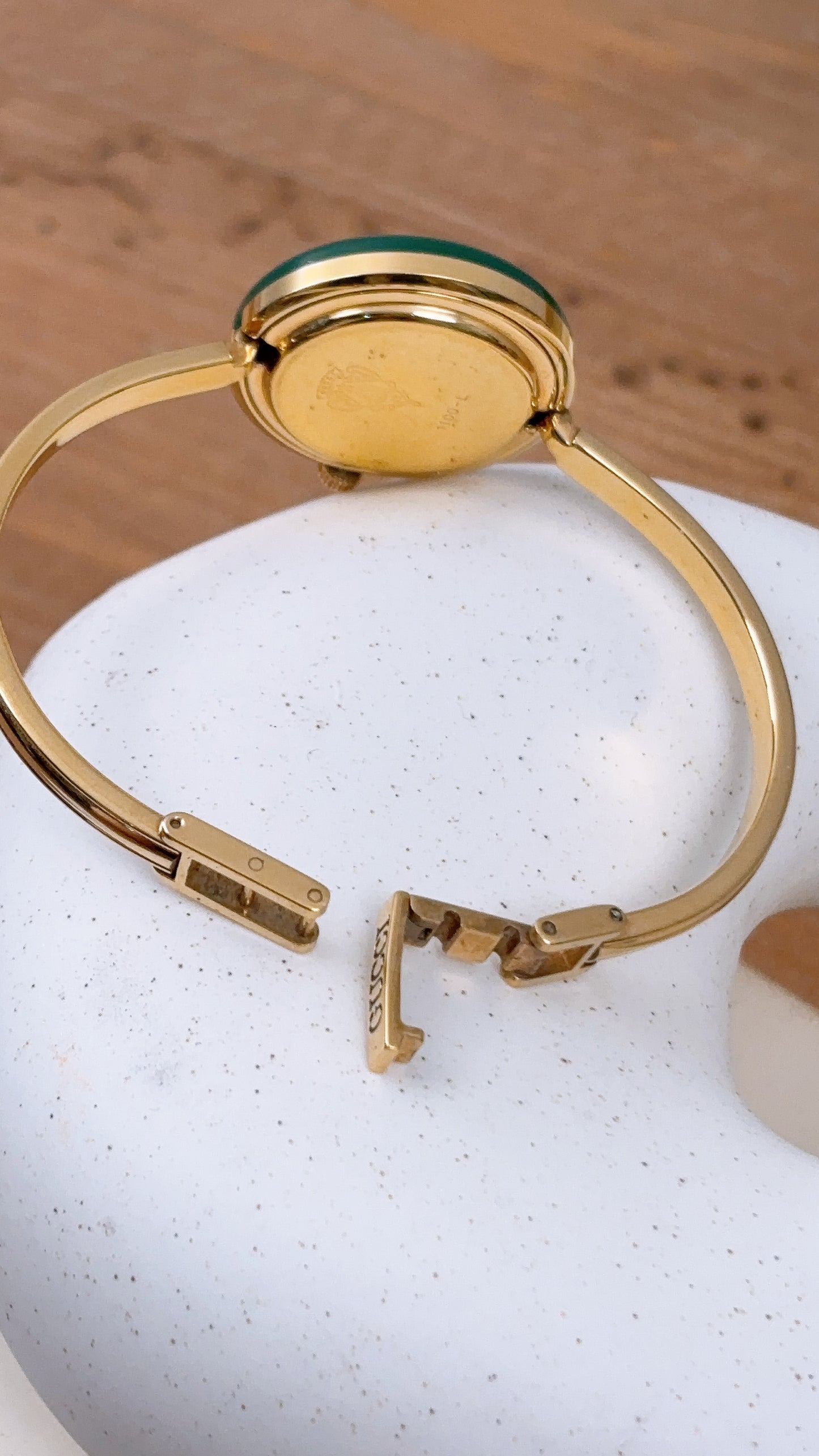 Gold Vintage 1100L Interchangeable Bezel Quartz Watch