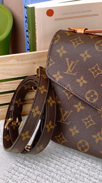 LV Monogram Pochette Metis
