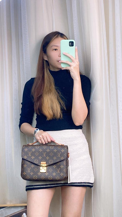 LV Monogram Pochette Metis