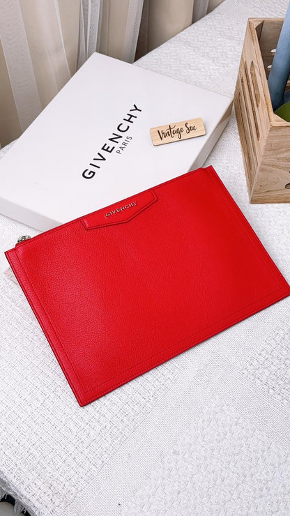 Givenchy Red Antigona Pouch