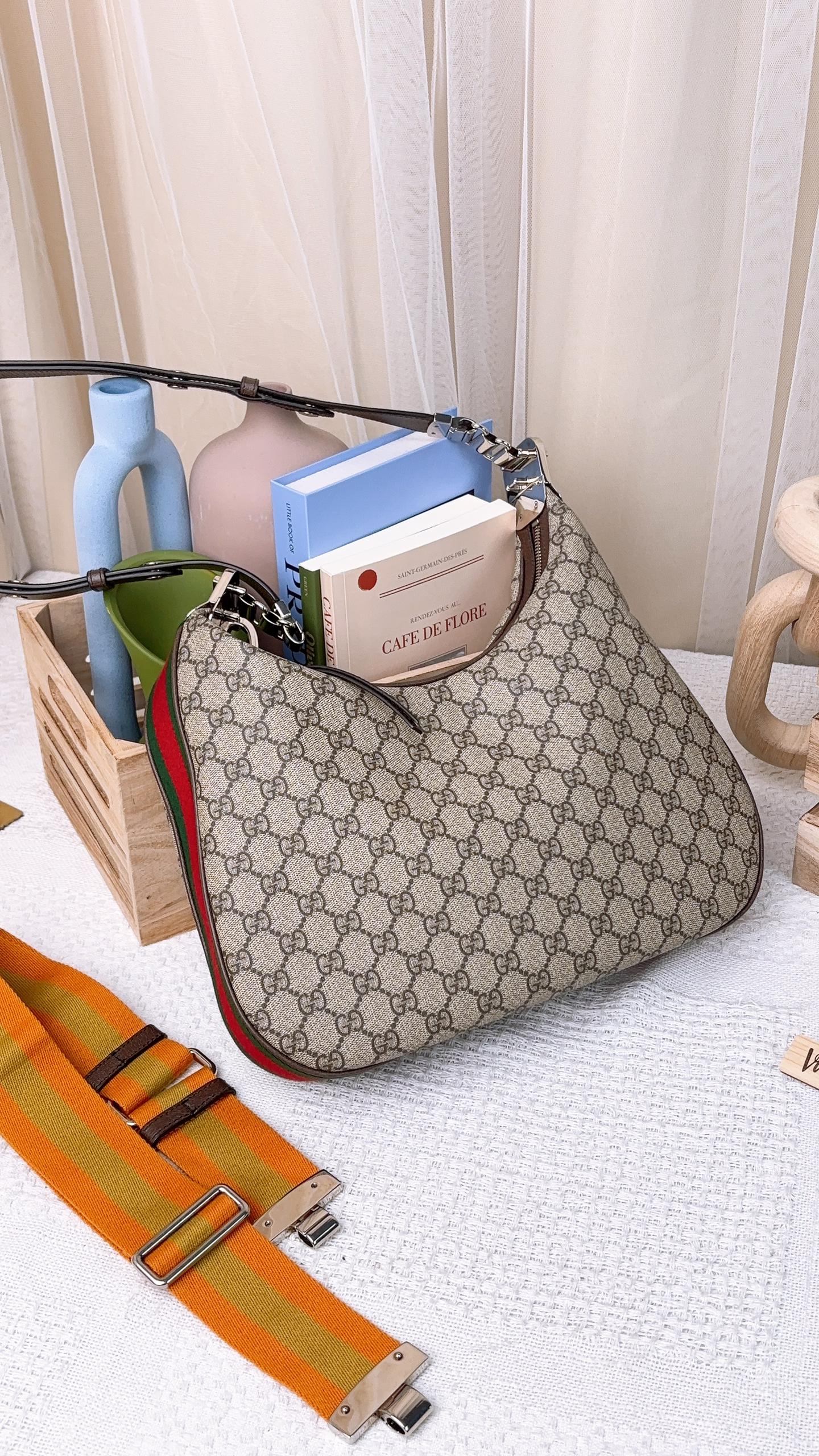 Gucci Supreme Attache Shoulder Bag