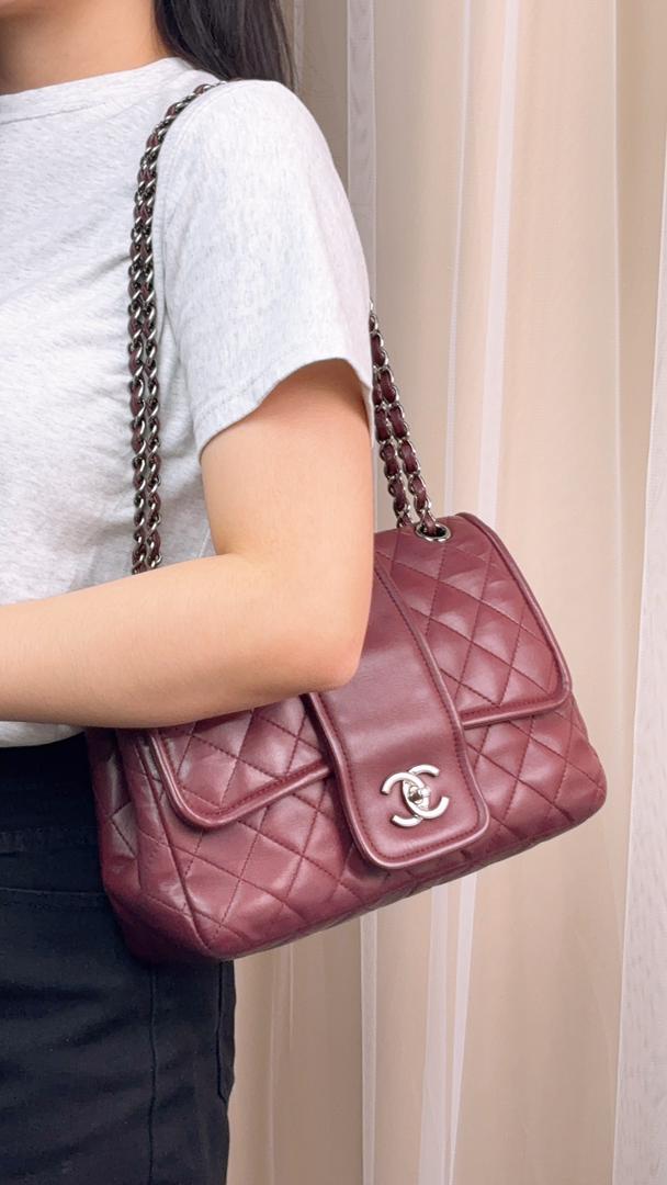 Chanel Burgundy Lambskin Elementary Chic Bag (SHW)
